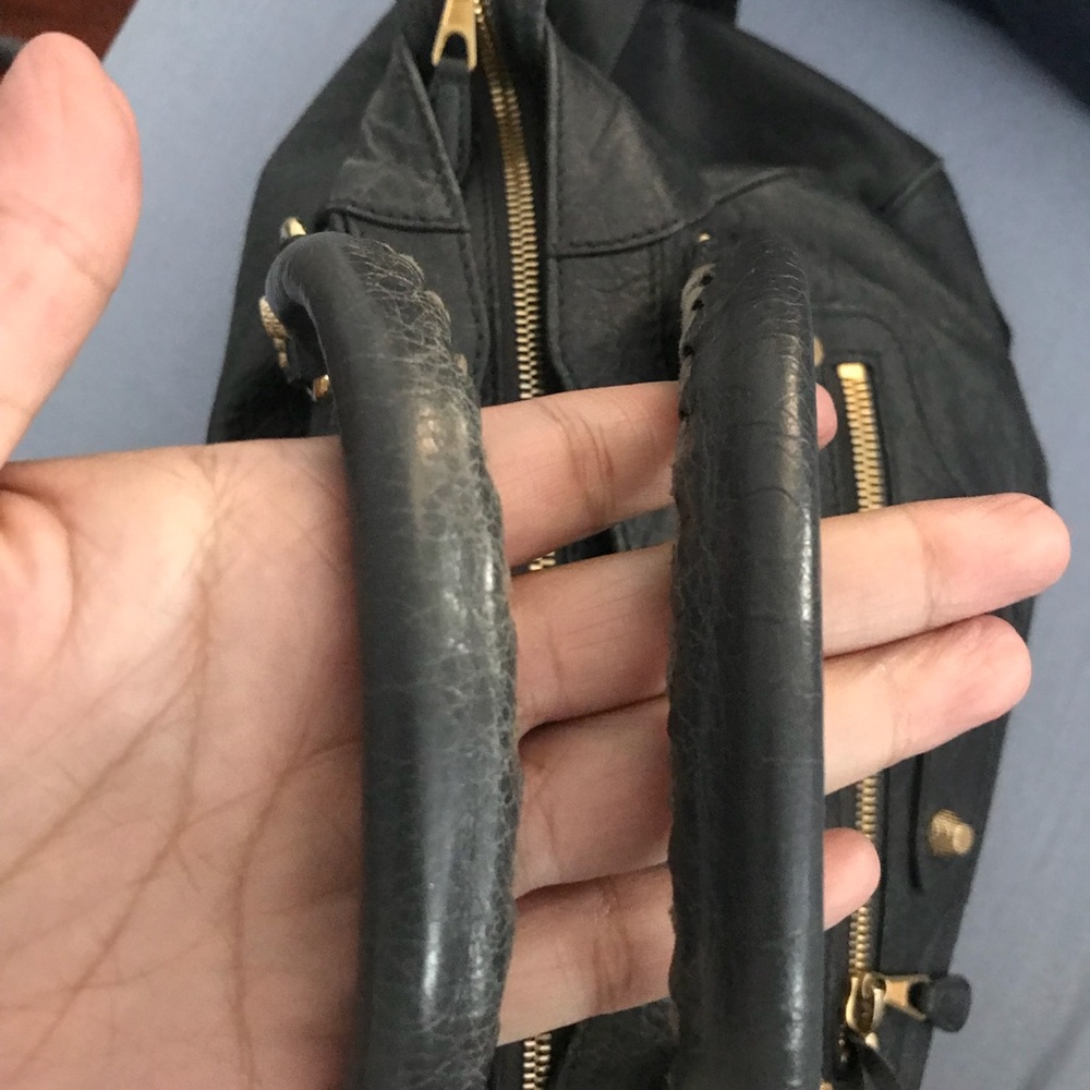 Balenciaga - Picture 8 of 8